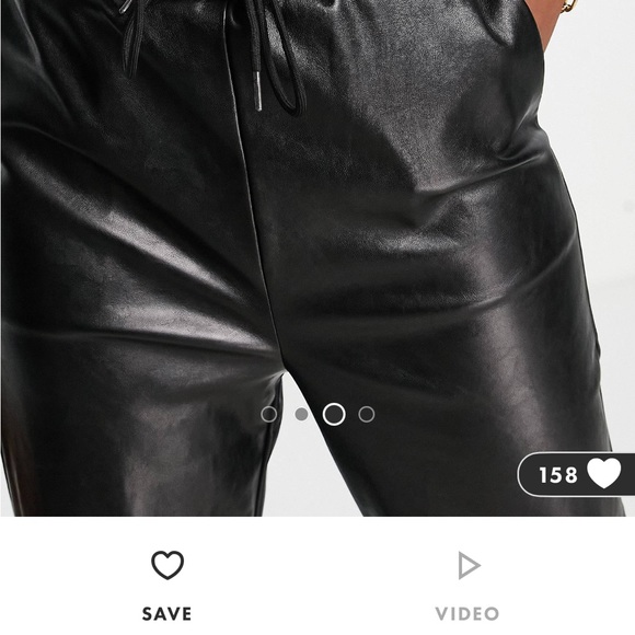 Faux. leather pants - Picture 4 of 5